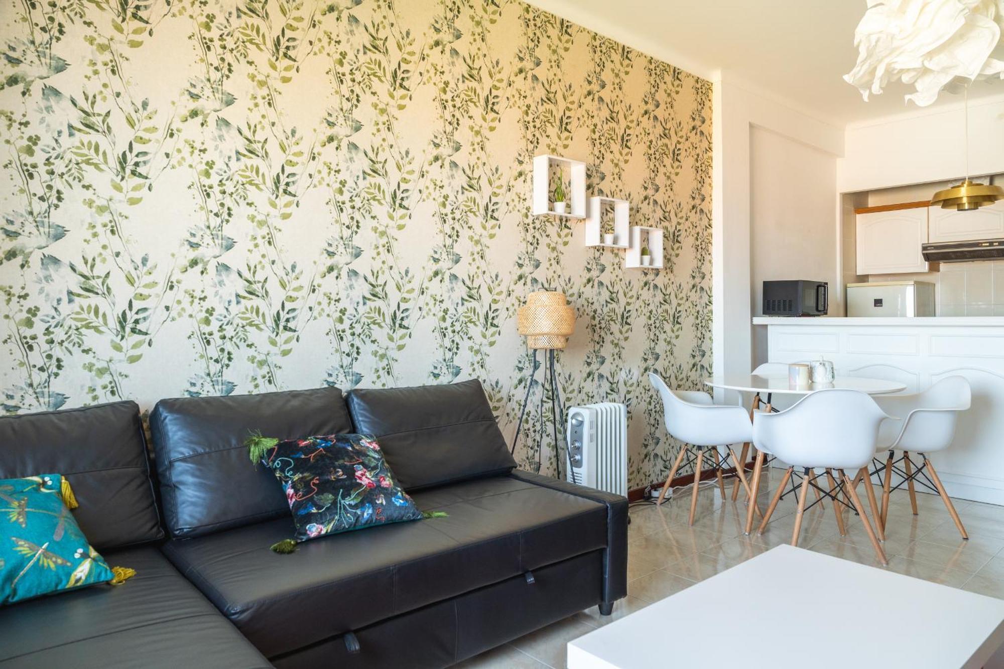 Sea View & Sundown, 150M From The Beach And Surf Spots Costa da Caparica Exterior foto