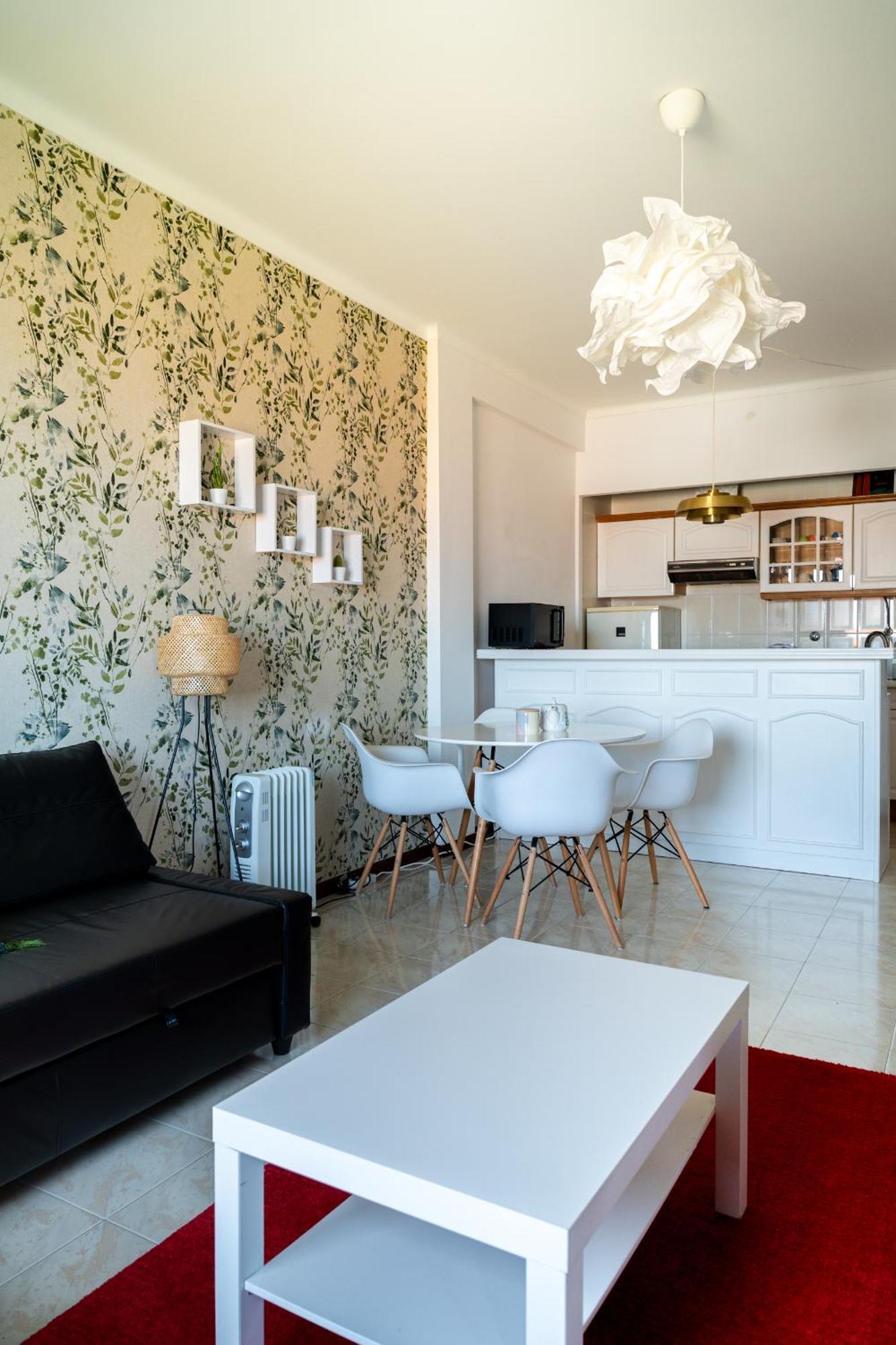 Sea View & Sundown, 150M From The Beach And Surf Spots Costa da Caparica Exterior foto